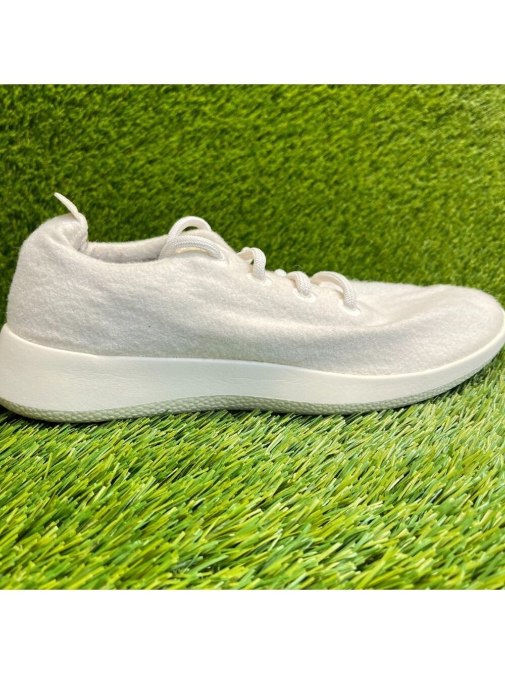 Allbirds Wool Runners Womens Size 10 Ivory Athletic Walking Shoes Sneakers
